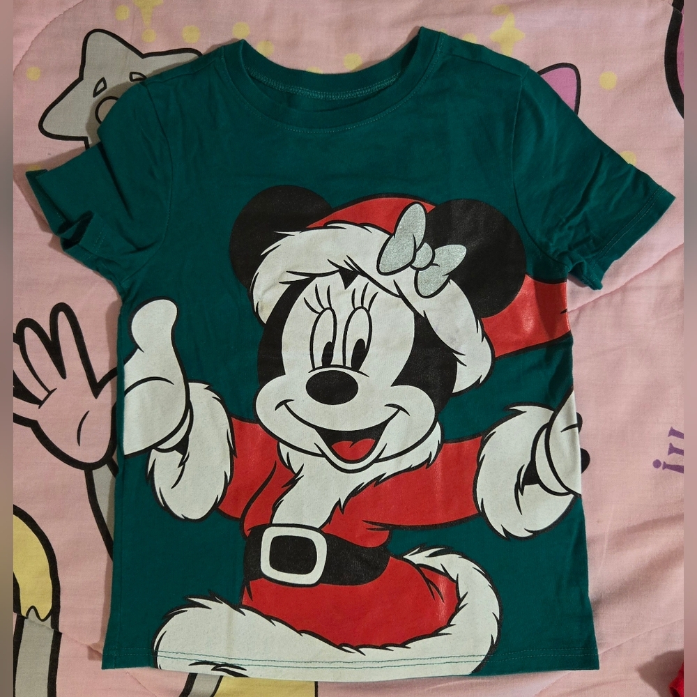 Minnie Mouse Christmas Graphic Tee